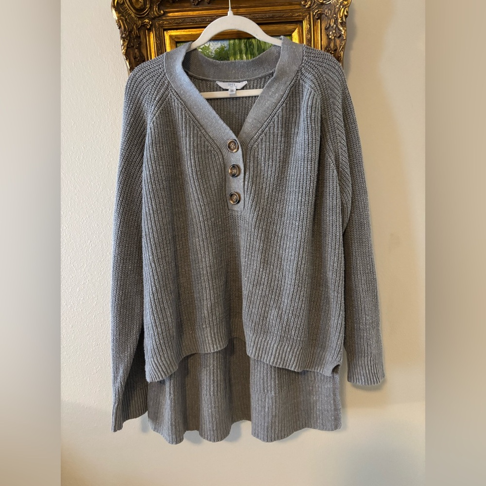 Time and Tru Gray V-Neck Sweater